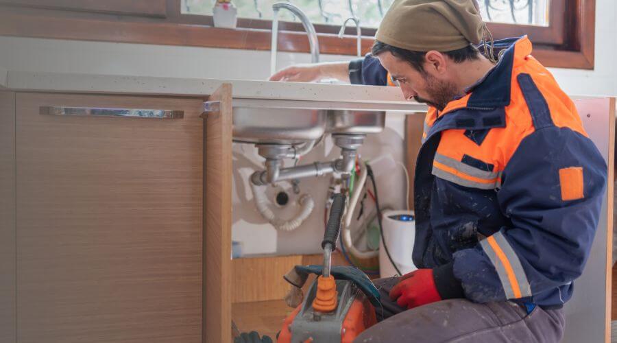 Local annual plumbing maintenance in Saraland, AL